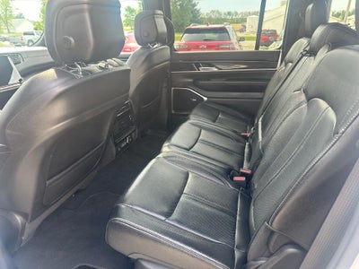 2024 Jeep Wagoneer Base