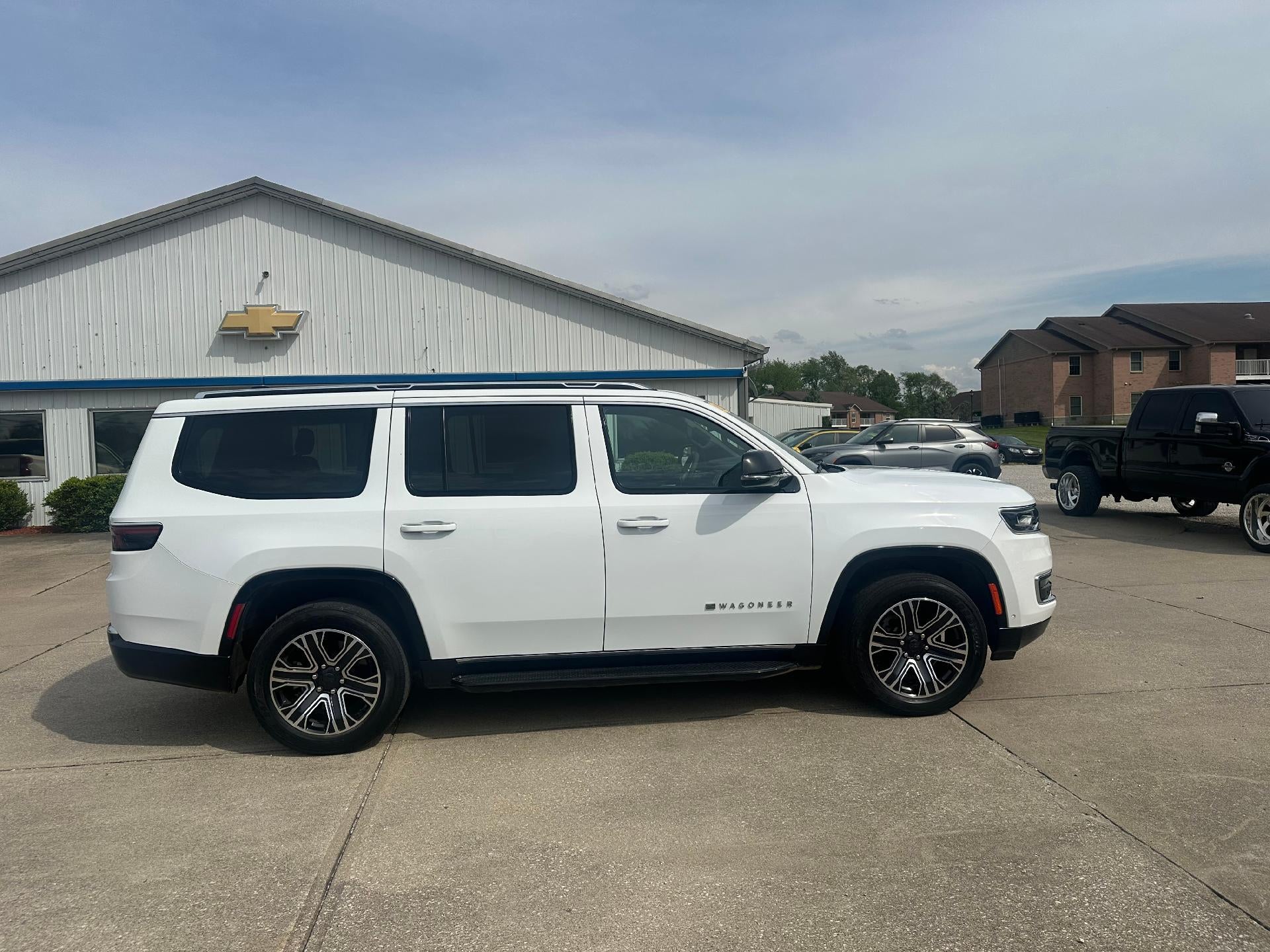 2024 Jeep Wagoneer Base