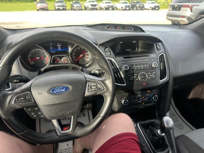 2017 Ford Focus ST