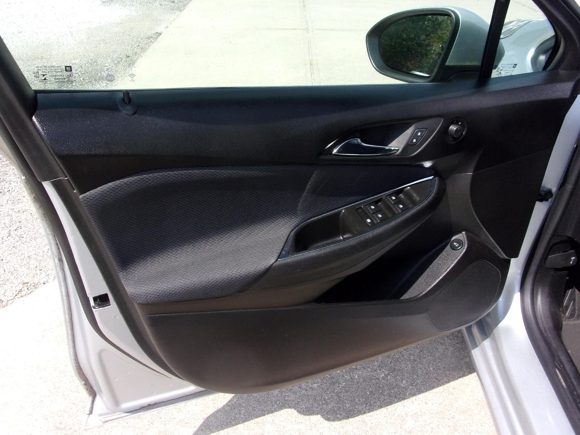 2018 Chevrolet Cruze LS