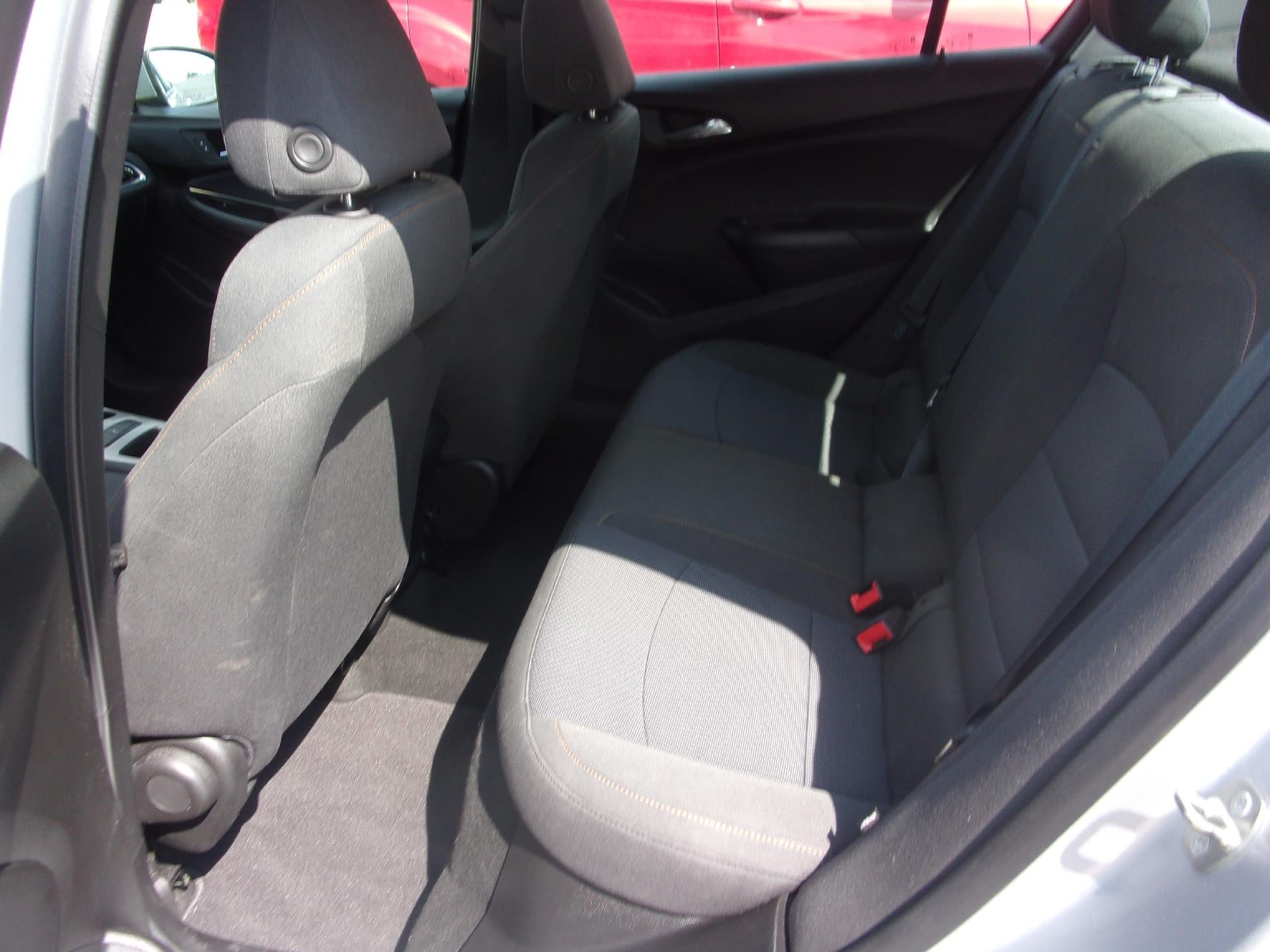 2018 Chevrolet Cruze LS