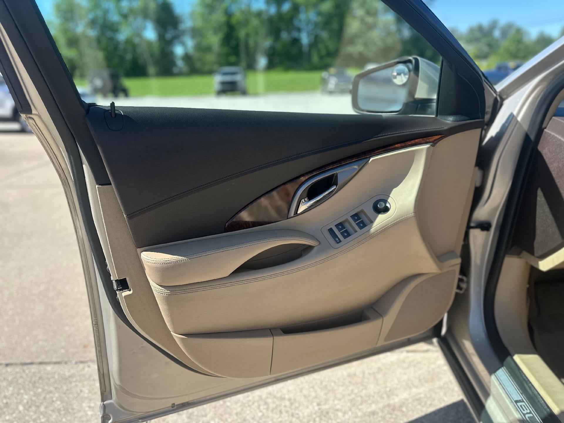 2012 Buick LaCrosse Convenience
