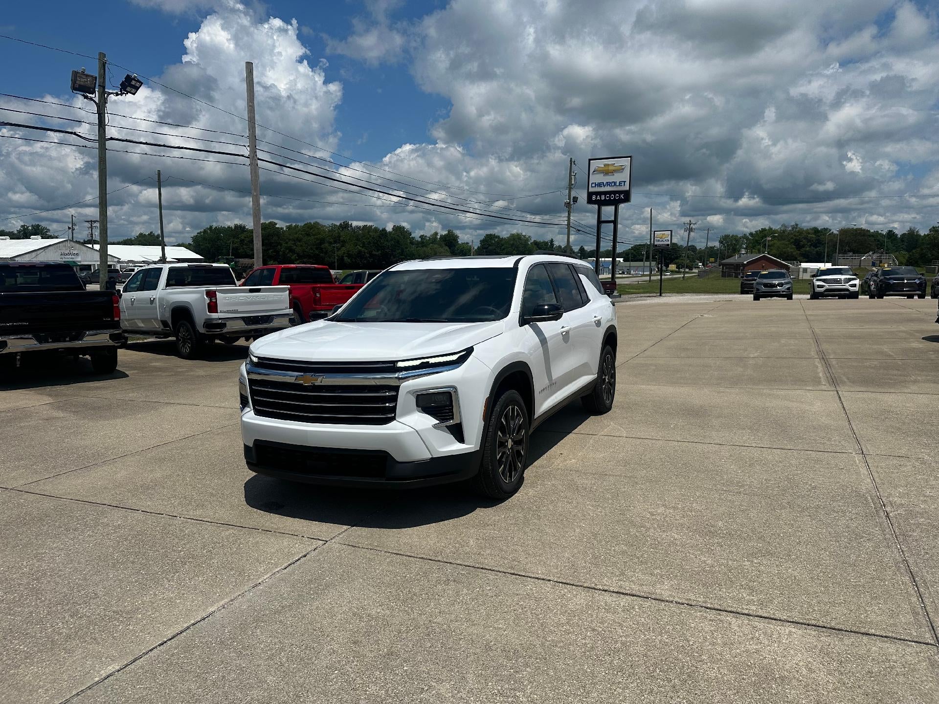 2026 Chevrolet Traverse LT