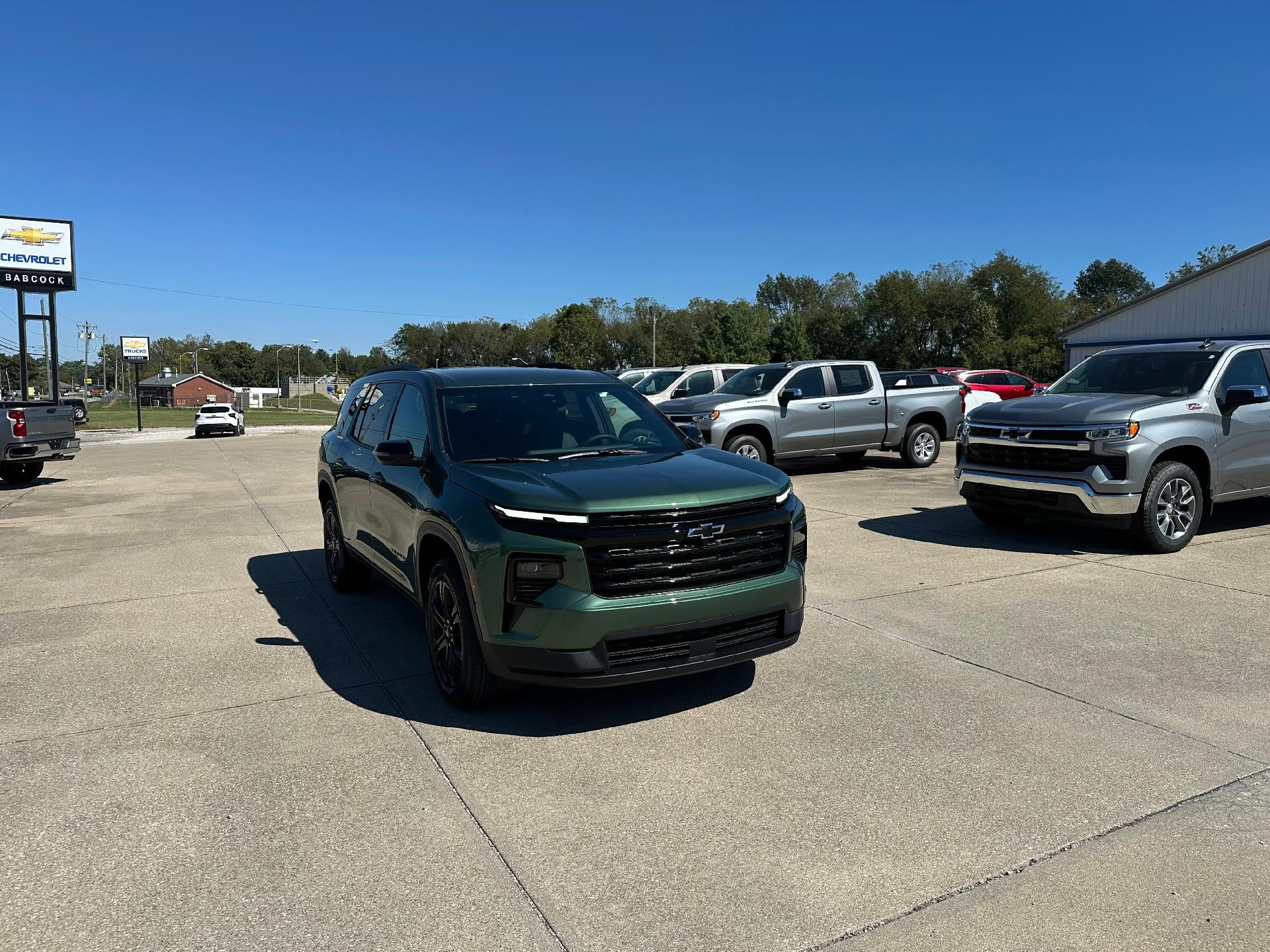 2027 Chevrolet Traverse LT