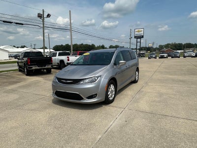 2020 Chrysler Pacifica Touring L