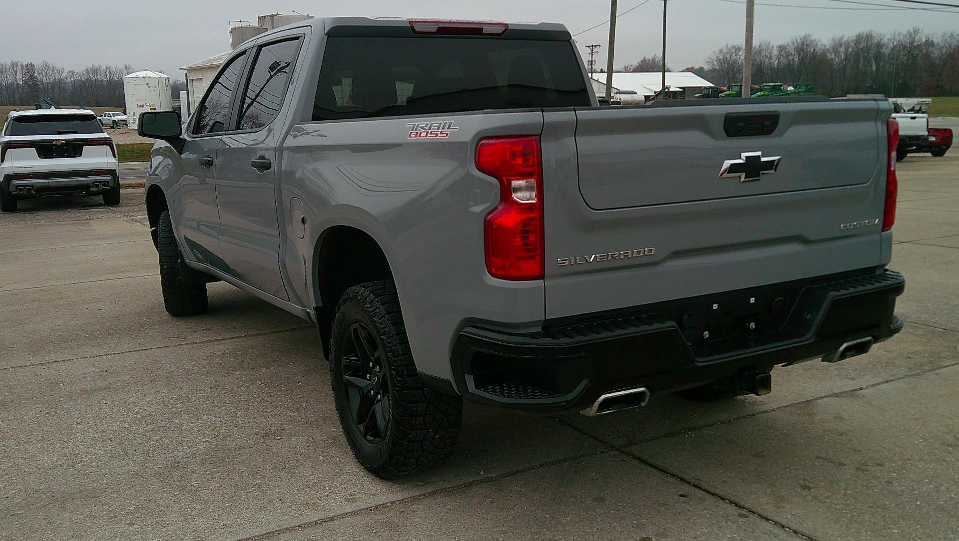 2024 Chevrolet Silverado 1500 Custom Trail Boss