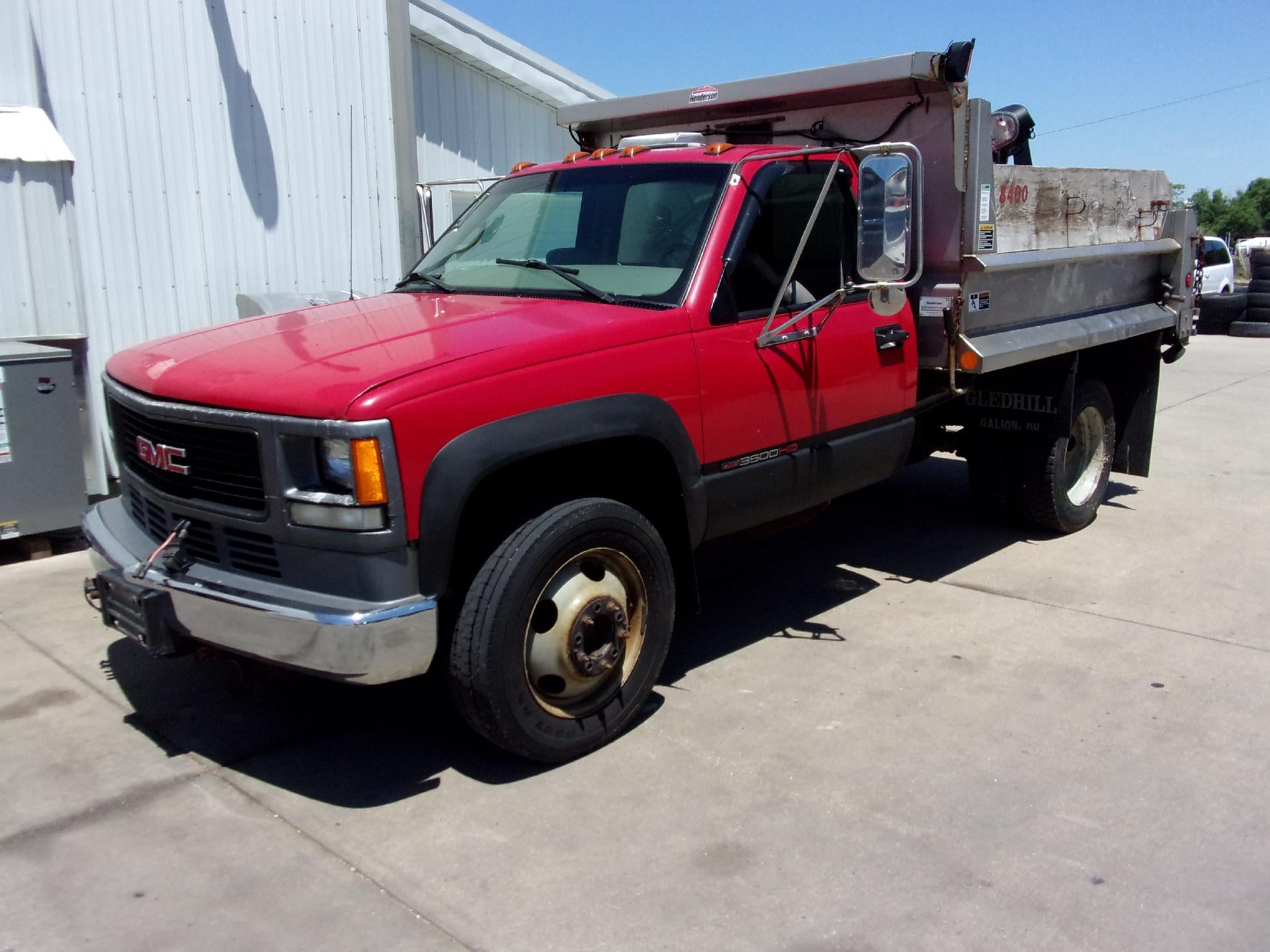 2001 GMC Sierra 3500 HD Chassis Cab Base